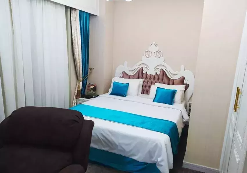Alibaba https://cdn.alibaba.ir/ostorage/hotel-accommodation-images/69d3c442347d52b68c6acb86_سوپر سوئیت یک خوابه (1).webp